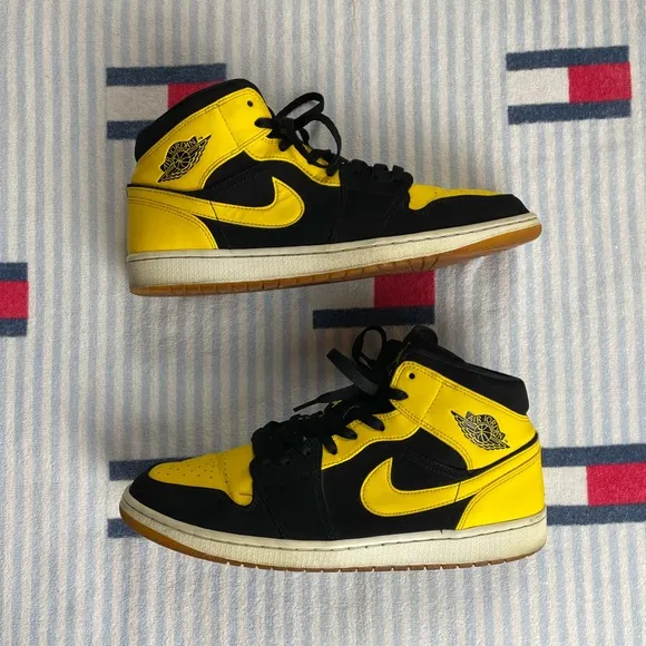 Nike Air Jordan 1 Mid New Love basketball style sneaker shoes 2017