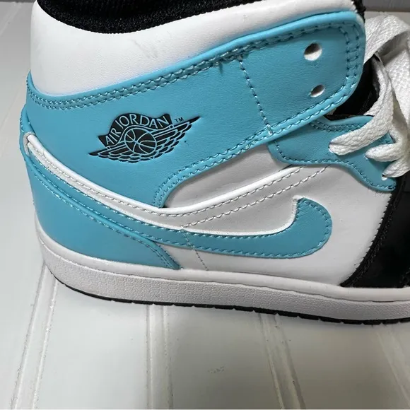 Nike Air Jordan 1 mid tropical twist shoes women’s 7