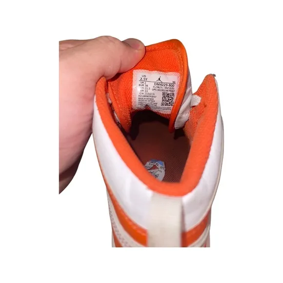 Nike Air Jordan 1 Mids : Kids Size 2.5 Youth : GUC