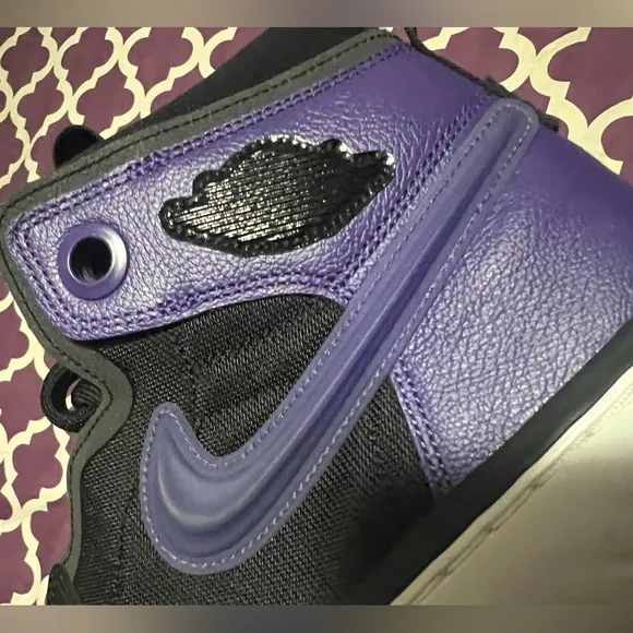 Nike Air Jordan 1 Retro Men’s High React Black/ Purple  Shoes