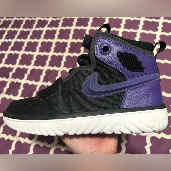 Nike Air Jordan 1 Retro Men’s High React Black/ Purple  Shoes