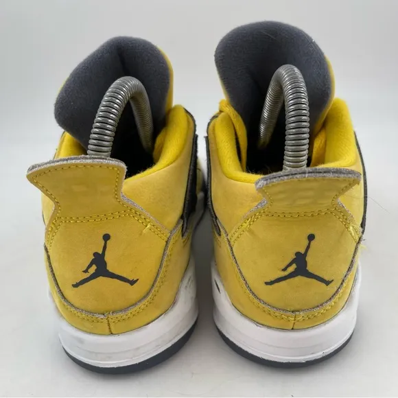 👞Nike Air Jordan 4 IV Retro Lightening 2021 Yellow Sneaker - 3Y Kids | 5.5 Women