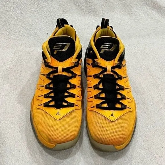 Nike Air Jordan CP3.IX Yellow Dragon 2015, 7Y (Woman 8.5)
