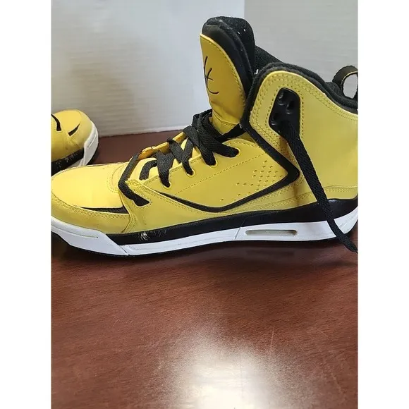 Nike Air Jordan Shoes Flight SC-2 Men’s 11‎ Tour Yellow