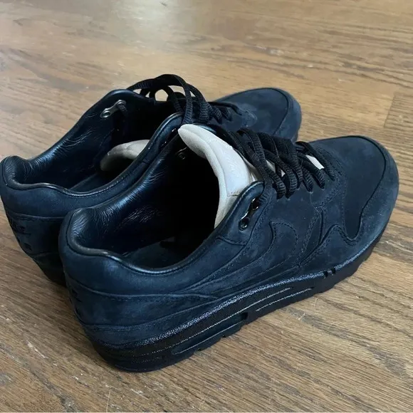 Nike Air Max 1 Maria Sharapova Black Nubuck leather Shoes Women’s size 6.5