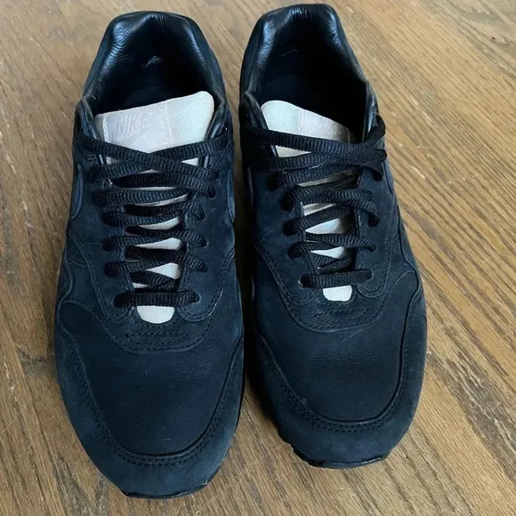 Nike Air Max 1 Maria Sharapova Black Nubuck leather Shoes Women’s size 6.5
