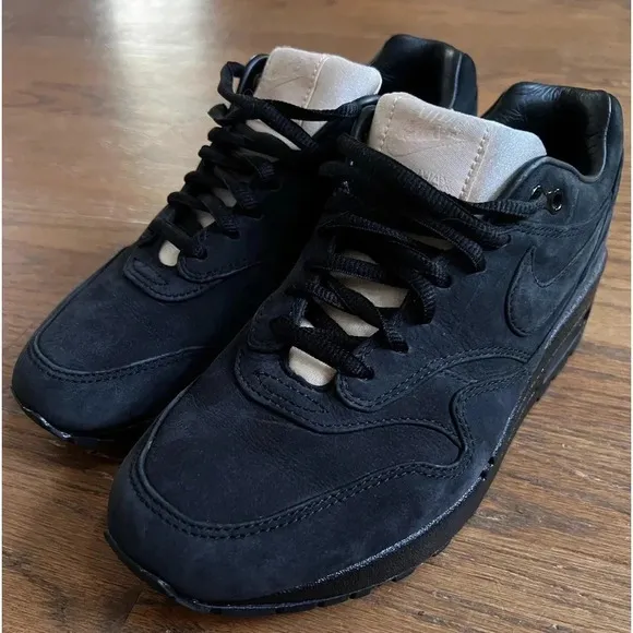 Nike Air Max 1 Maria Sharapova Black Nubuck leather Shoes Women’s size 6.5