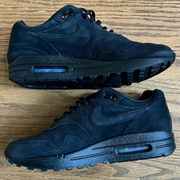 Nike Air Max 1 Maria Sharapova Black Nubuck leather Shoes Women’s size 6.5