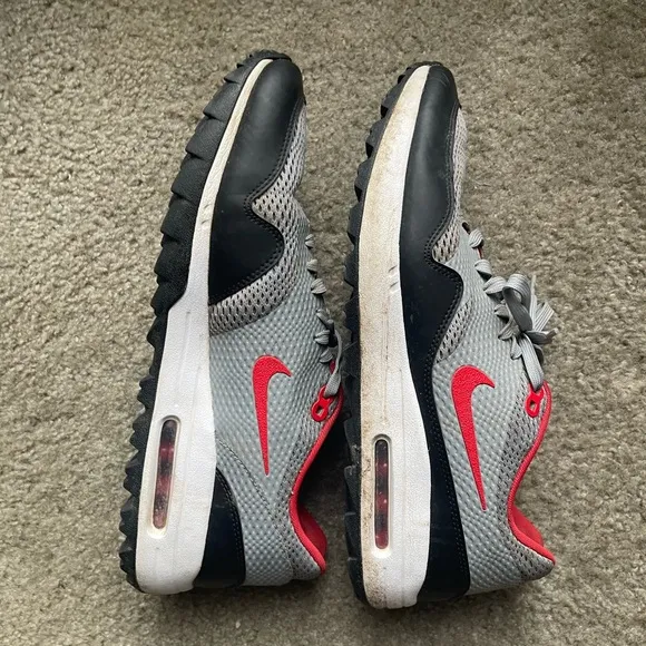 Nike Air Max 1G Golf Shoes Spikeless Grey Black Red Men’s Size 11.5