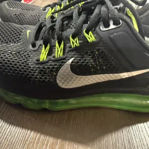 Nike Air Max 2013 GS 'Black Volt' 2024