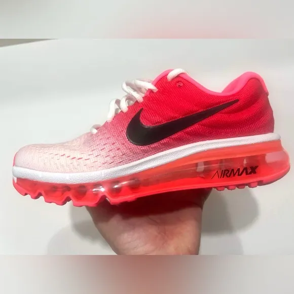 Nike Air Max 2017 Women’s SZ.6 “ Hot Punch” Athletic Running Shoes  New