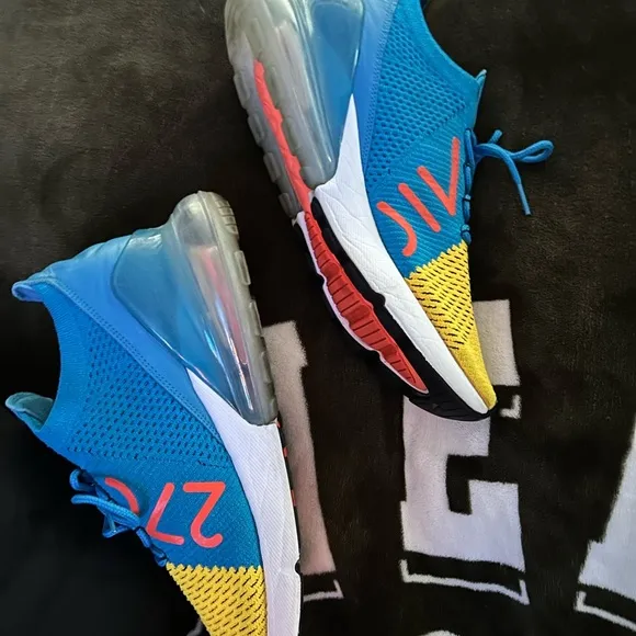 Nike Air Max 270 Flyknit Shoes 😎😎