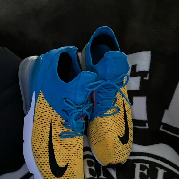 Nike Air Max 270 Flyknit Shoes 😎😎