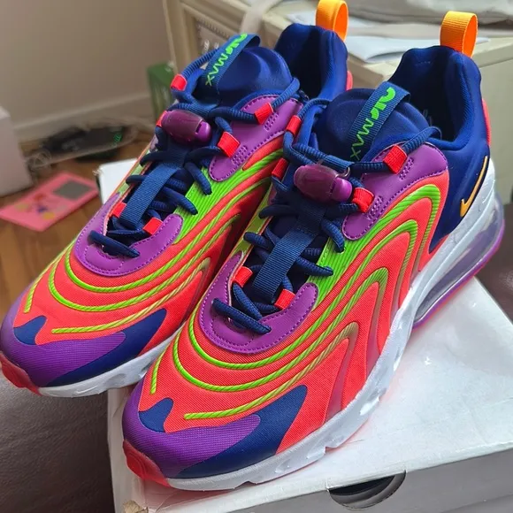 Nike Air Max 270 React EngLaser Crimson Laser Orange