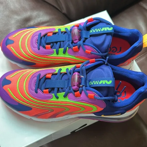 Nike Air Max 270 React EngLaser Crimson Laser Orange