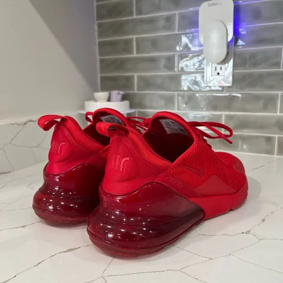 Nike Air Max 270 Running Shoes. Men’s Size 10.5 Color Red.