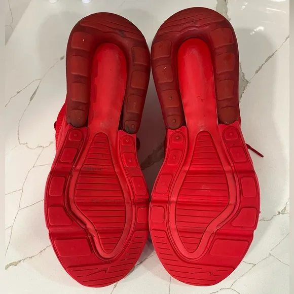 Nike Air Max 270 Running Shoes. Men’s Size 10.5 Color Red.