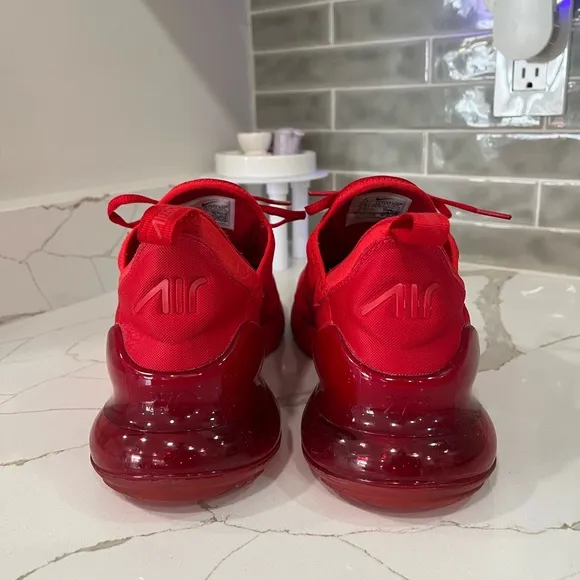 Nike Air Max 270 Running Shoes. Men’s Size 10.5 Color Red.