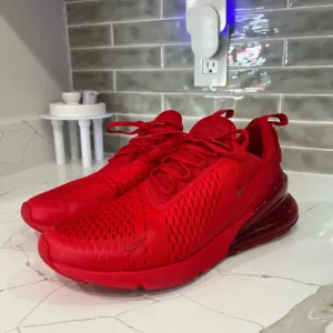 Nike Air Max 270 Running Shoes. Men’s Size 10.5 Color Red.