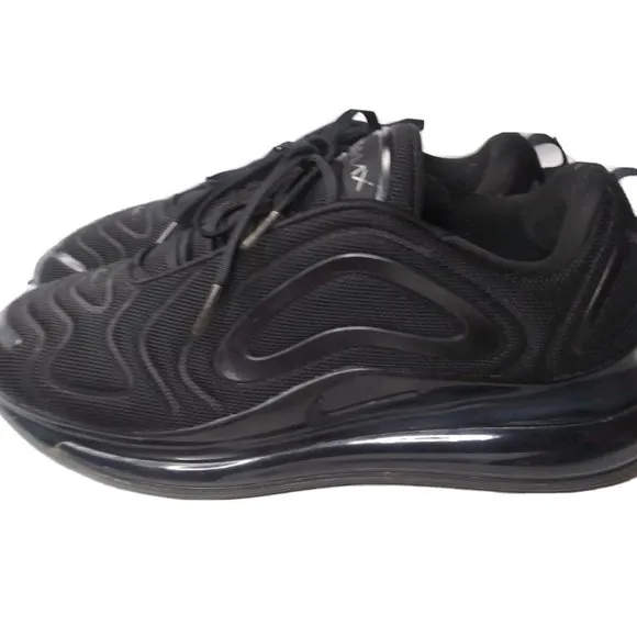 Nike Air Max 720 'Triple Black' Men’s Size 12 Shoes  A02924-007
