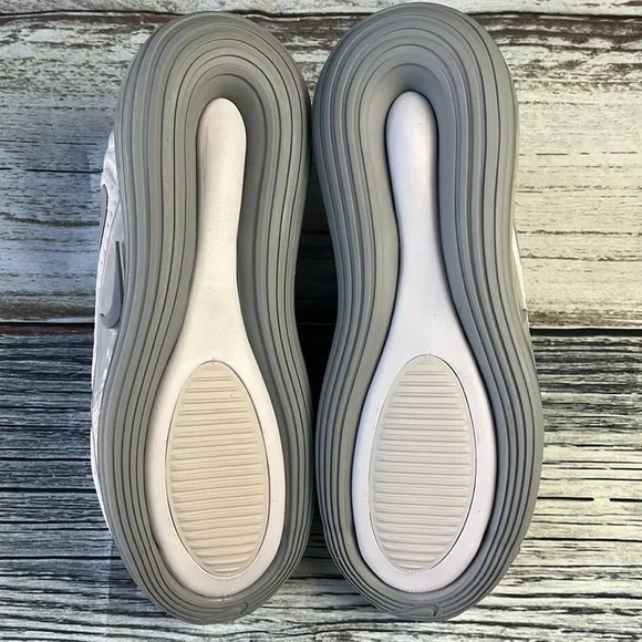 Nike Air Max 720 Vast Wolf Grey Women’s Size 6