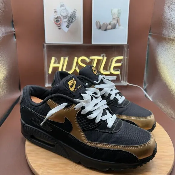 Nike Air Max 90 Essential ‘Black Gold’ 2016 Men’s Sz 11.5