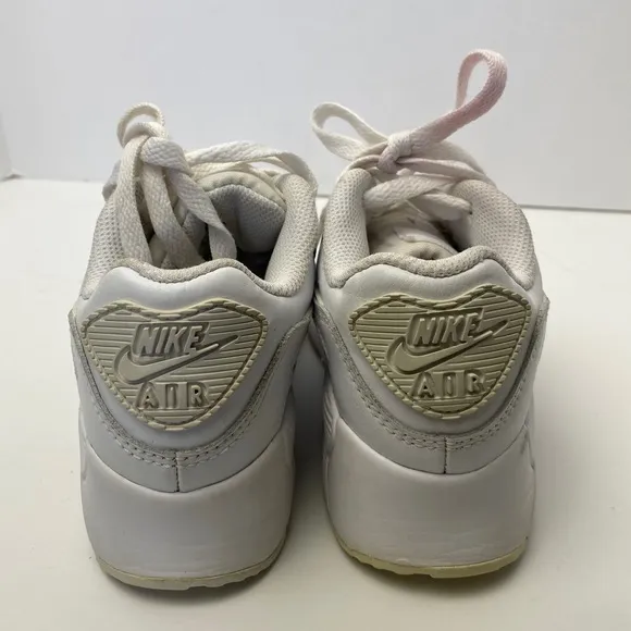 Nike air Max 90 LTR White/White Metallic Silver Little Unisex Sneaker Size 13C
