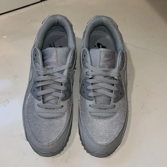 Nike Air Max 90 Men's Wolf Gray Sneakers M9.5 / W11