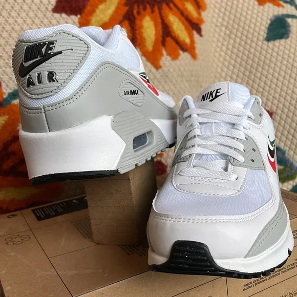 Nike Air Max 90 Multi Swoosh WMNS White/Malachite-University Red sneakers