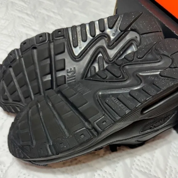 Nike Air Max 90 Triple Black LTR Grade School Boy 6.5Y Sneakers Running Shoes