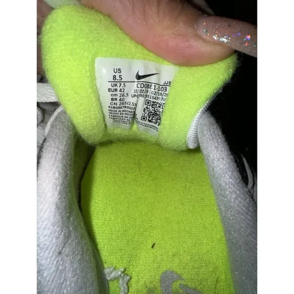 Nike Air Max 90 volt‎ men’s 8.5 shoes