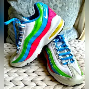Nike Air Max 95 LE GS Athletic Shoes girls 7y 310830-105