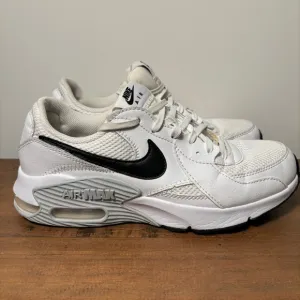 Nike Air Max Excee sneakers Shoes Size 9 Women’s CD5432-101 White Black
