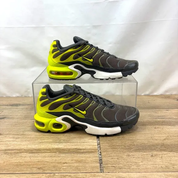 Nike Air Max Plus 'Bright Cactus' GS Shoes Size 6.5 Youth / Women’s 8