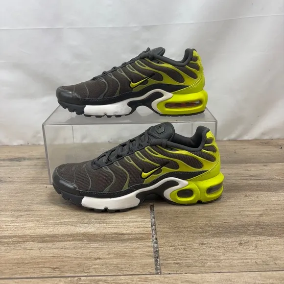 Nike Air Max Plus 'Bright Cactus' GS Shoes Size 6.5 Youth / Women’s 8