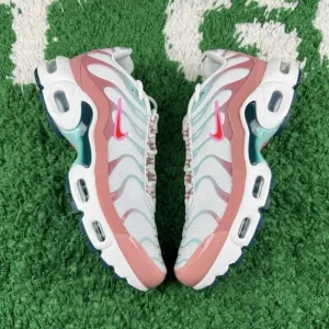 Nike Air Max Plus GS Red Stardust Jade Ice size 6.5Y Women’s size 8 CD0609-110