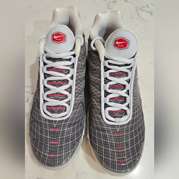 Nike Air Max Plus OG Unisex Shoes   &quot;Wave Grid Grey&quot; BV1983-001 New