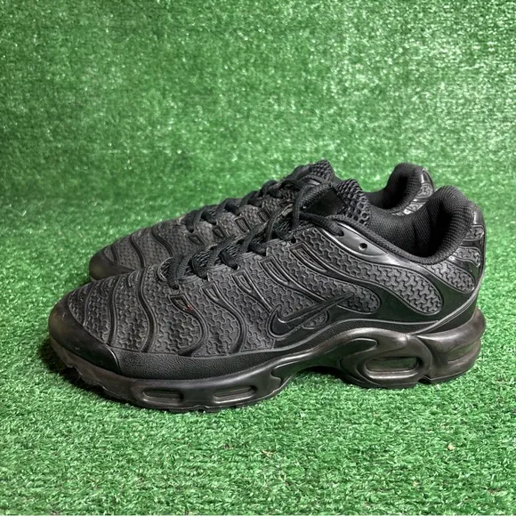 Nike Air Max Plus Triple Black 604133-050 Men’s Shoes Size 12