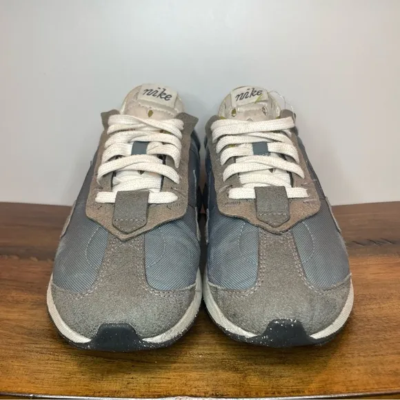Nike | Air Max Pre-Day Shoes - Hasta Anthracite Black Gray Green ; Women’s 9