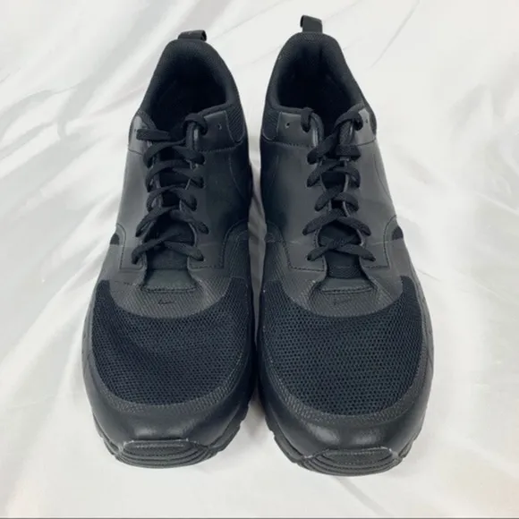 Nike Air Men’s athletic shoes sneaker Black 11.5
