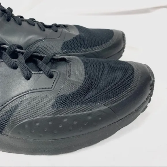 Nike Air Men’s athletic shoes sneaker Black 11.5