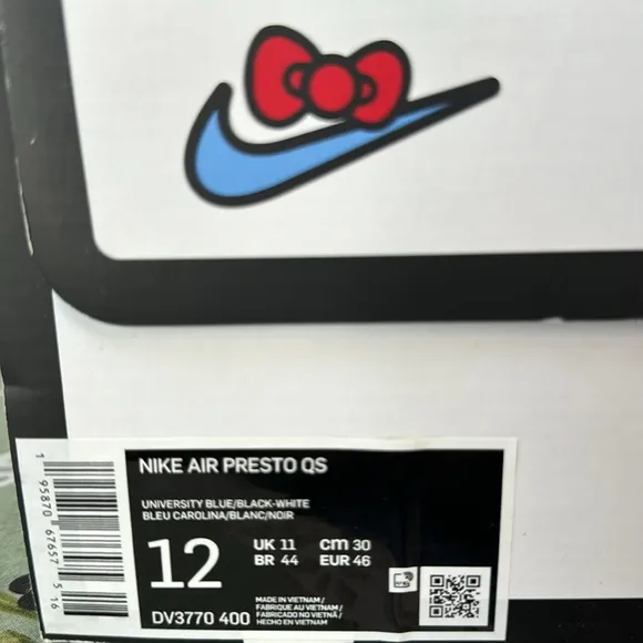 NIKE Air Presto x HELLO KITTY New in box NIB, sneakers shoes men 12, women 13.5