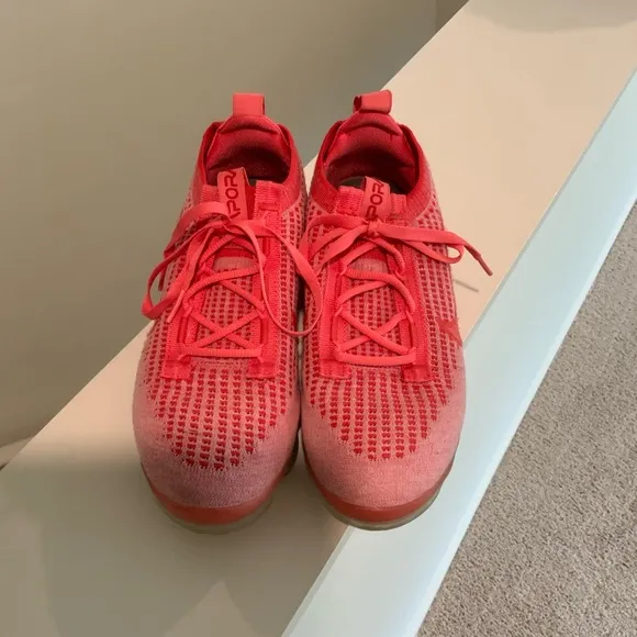 Nike Air Vapormax 2021 Flyknit red women’s size 7.5