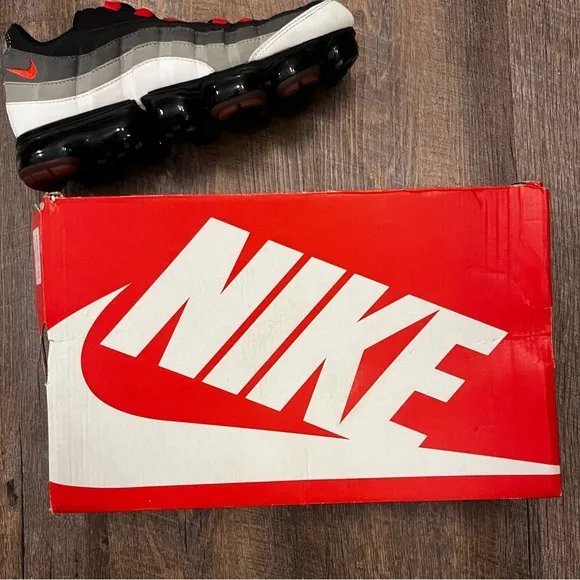 Nike Air Vapormax 95 Hot Red Black Pewter White