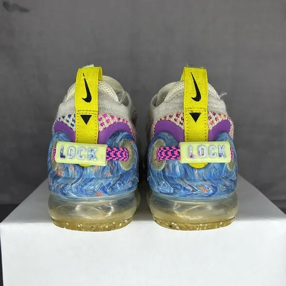 🔥🔥🔥Nike Air VaporMax Flyknit Women’s Lock Sneaker Size 7.5🔥🔥🔥