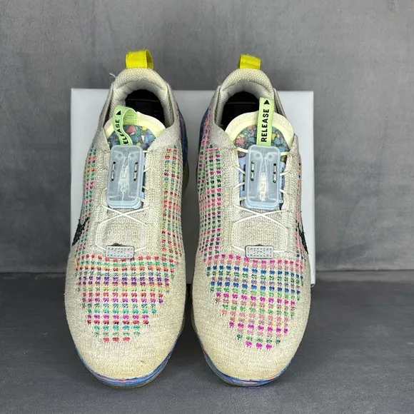 🔥🔥🔥Nike Air VaporMax Flyknit Women’s Lock Sneaker Size 7.5🔥🔥🔥