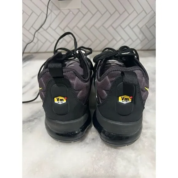Nike Air VaporMax Plus Black Volt 924453-009 Men’s Size 10.5 Shoes RARE