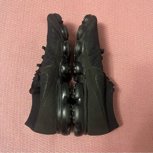 Nike Air VaporMax 'Triple Black' sneakers men’s size 13 shoes