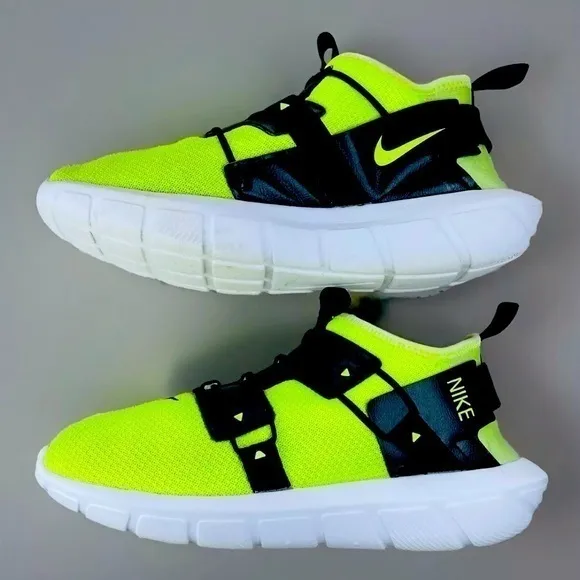Nike Air Vortak Trainer Volt Yellow Black White Men’s Shoes Size 8‎
