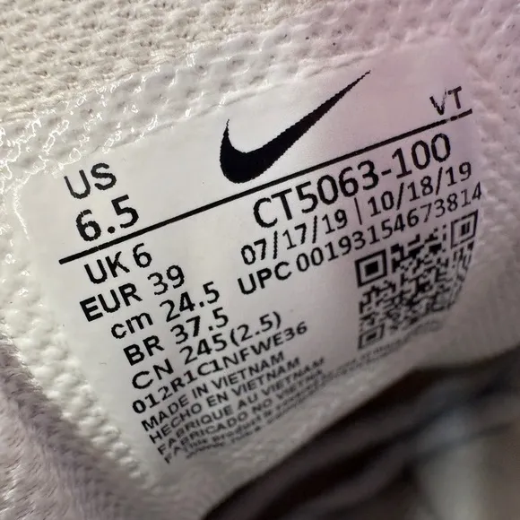 Nike Air Women’s Vapormax 360 20 Summit White Sneakers CT5063-100 Size 6.5